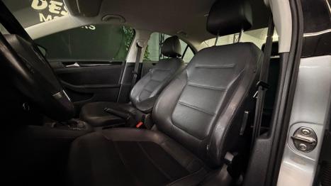 VOLKSWAGEN Jetta 2.0 4P COMFORTLINE TIPTRONIC AUTOM�TICO, Foto 7