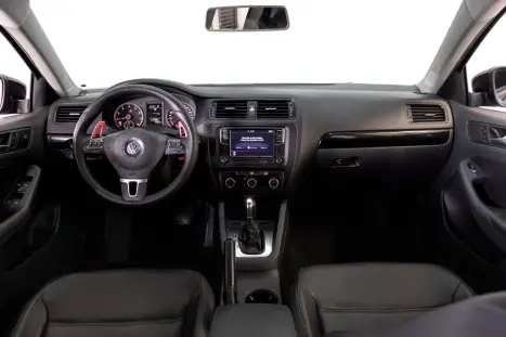 VOLKSWAGEN Jetta 2.0 4P COMFORTLINE TIPTRONIC AUTOM�TICO, Foto 6
