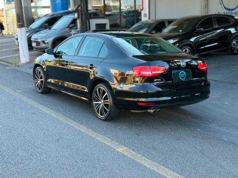 VOLKSWAGEN Jetta 2.0 4P FLEX COMFORTLINE TIPTRONIC AUTOM�TICO, Foto 6