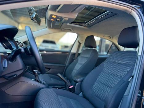 VOLKSWAGEN Jetta 2.0 4P FLEX COMFORTLINE TIPTRONIC AUTOM�TICO, Foto 8