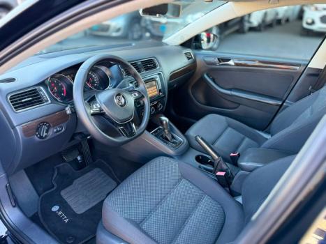 VOLKSWAGEN Jetta 2.0 4P FLEX COMFORTLINE TIPTRONIC AUTOM�TICO, Foto 9
