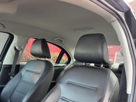 VOLKSWAGEN Jetta 2.0 4P 350 TSI GLI AUTOM�TICO DSG, Foto 2