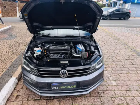 VOLKSWAGEN Jetta 2.0 4P TSI HIGHLINE 200 CV AUTOMÁTICO, Foto 10