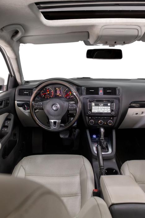 VOLKSWAGEN Jetta 2.0 4P FLEX COMFORTLINE TIPTRONIC AUTOMÁTICO, Foto 10