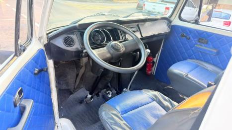 VOLKSWAGEN Kombi Furg�o 1.4 FLEX, Foto 7