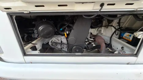 VOLKSWAGEN Kombi Furg�o 1.4 FLEX, Foto 12