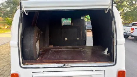 VOLKSWAGEN Kombi Furg�o 1.4 FLEX, Foto 14