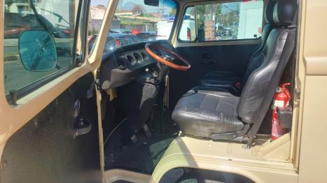 VOLKSWAGEN Kombi Furg�o 1.6, Foto 7
