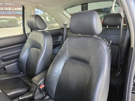 VOLKSWAGEN New Beetle 2.0 MI AUTOM�TICO, Foto 17