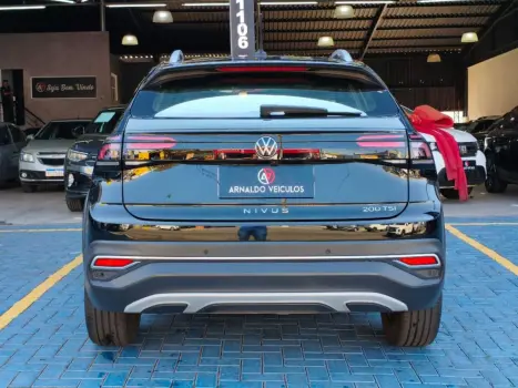 VOLKSWAGEN Nivus 1.0 4P FLEX 200 TSI HIGHLINE TURBO AUTOMTICO, Foto 5