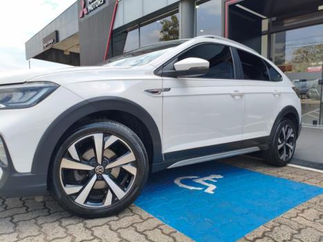VOLKSWAGEN Nivus 1.0 4P FLEX 200 TSI HIGHLINE TURBO AUTOMTICO, Foto 2