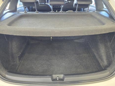 VOLKSWAGEN Nivus 1.0 4P FLEX 200 TSI HIGHLINE TURBO AUTOMTICO, Foto 18
