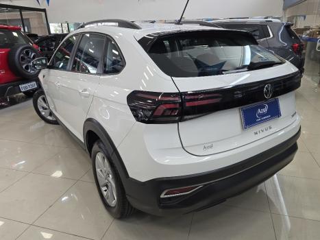 VOLKSWAGEN Nivus 1.0 4P FLEX 200 TSI COMFORTLINE TURBO AUTOMÁTICO, Foto 4 VOLKSWAGEN Nivus 1.0 4P FLEX 200 TSI COMFORTLINE TURBO AUTOMÁTICO, Foto 4