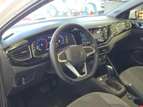 VOLKSWAGEN Nivus 1.0 4P FLEX 200 TSI HIGHLINE TURBO AUTOMÁTICO, Foto 15 VOLKSWAGEN Nivus 1.0 4P FLEX 200 TSI HIGHLINE TURBO AUTOMÁTICO, Foto 15