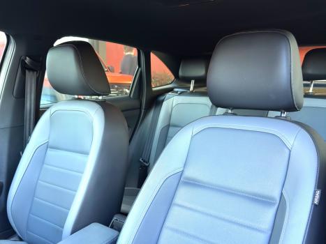 VOLKSWAGEN Nivus 1.0 4P FLEX 200 TSI HIGHLINE TURBO AUTOMTICO, Foto 2