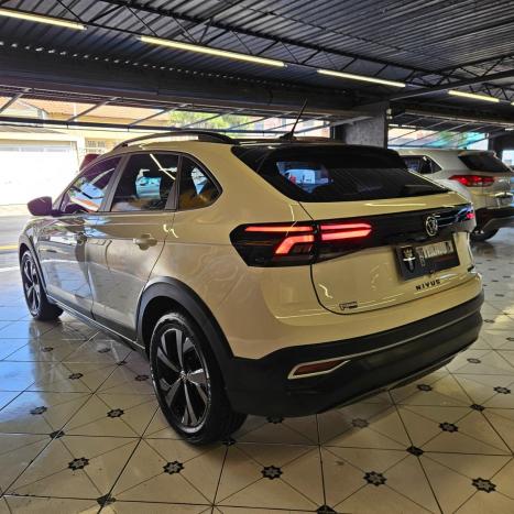 VOLKSWAGEN Nivus 1.0 4P FLEX 200 TSI HIGHLINE TURBO AUTOMTICO, Foto 6