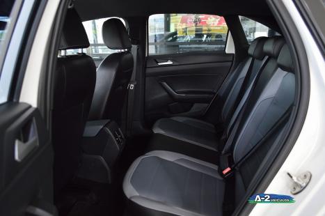 VOLKSWAGEN Nivus 1.0 4P FLEX 200 TSI HIGHLINE TURBO AUTOMTICO, Foto 4