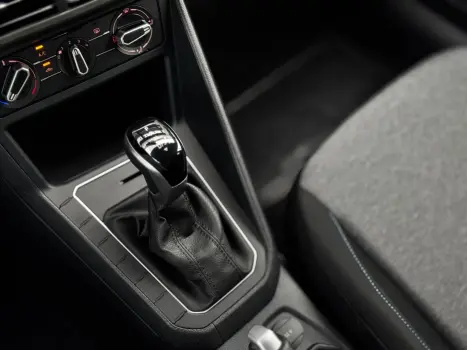 VOLKSWAGEN Nivus 1.0 4P FLEX 200 TSI SENSE TURBO AUTOM�TICO, Foto 16