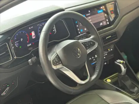 VOLKSWAGEN Nivus 1.0 4P FLEX 200 TSI HIGHLINE TURBO AUTOM�TICO, Foto 3