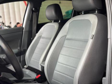 VOLKSWAGEN Nivus 1.0 4P FLEX 200 TSI HIGHLINE TURBO AUTOM�TICO, Foto 5