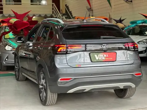 VOLKSWAGEN Nivus 1.0 4P FLEX 200 TSI HIGHLINE TURBO AUTOM�TICO, Foto 7