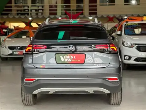 VOLKSWAGEN Nivus 1.0 4P FLEX 200 TSI HIGHLINE TURBO AUTOM�TICO, Foto 8