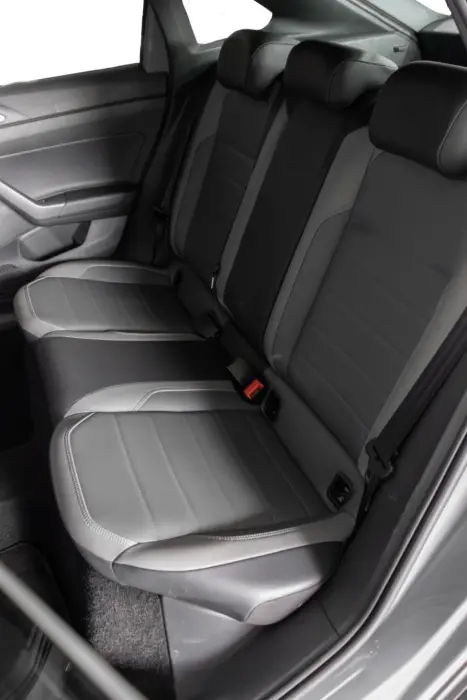 VOLKSWAGEN Nivus 1.0 4P FLEX 200 TSI HIGHLINE TURBO AUTOM�TICO, Foto 6