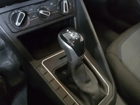 VOLKSWAGEN Nivus 1.0 4P FLEX 200 TSI COMFORTLINE TURBO AUTOM�TICO, Foto 9