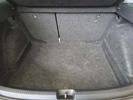 VOLKSWAGEN Nivus 1.0 4P FLEX 200 TSI COMFORTLINE TURBO AUTOM�TICO, Foto 17