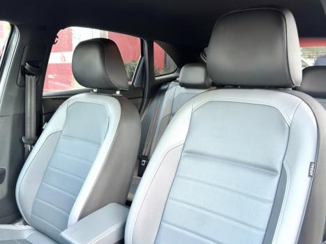 VOLKSWAGEN Nivus 1.0 4P FLEX 200 TSI HIGHLINE TURBO AUTOM�TICO, Foto 11