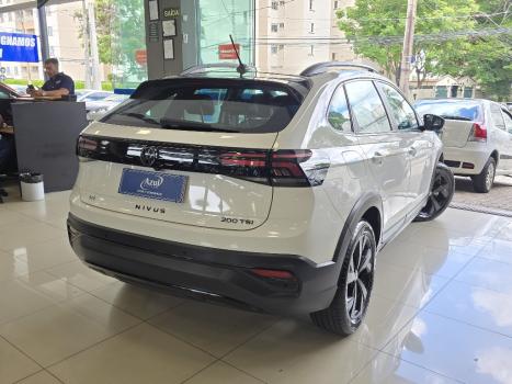 VOLKSWAGEN Nivus 1.0 4P FLEX 200 TSI HIGHLINE TURBO AUTOM�TICO, Foto 6