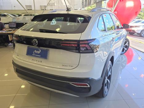 VOLKSWAGEN Nivus 1.0 4P FLEX 200 TSI HIGHLINE TURBO AUTOM�TICO, Foto 6