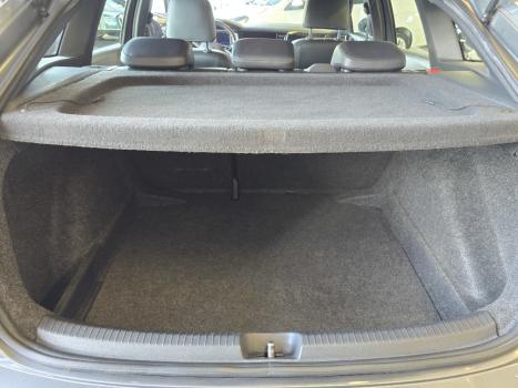 VOLKSWAGEN Nivus 1.0 4P FLEX 200 TSI HIGHLINE TURBO AUTOM�TICO, Foto 18