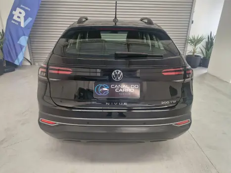 VOLKSWAGEN Nivus 1.0 4P FLEX 200 TSI COMFORTLINE TURBO AUTOM�TICO, Foto 12
