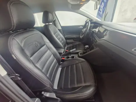 VOLKSWAGEN Nivus 1.0 4P FLEX 200 TSI COMFORTLINE TURBO AUTOM�TICO, Foto 22