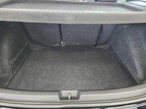 VOLKSWAGEN Nivus 1.0 4P FLEX 200 TSI HIGHLINE TURBO AUTOM�TICO, Foto 17