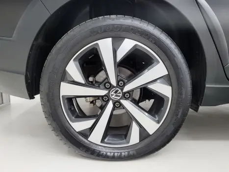 VOLKSWAGEN Nivus 1.0 4P FLEX 200 TSI HIGHLINE TURBO AUTOM�TICO, Foto 10