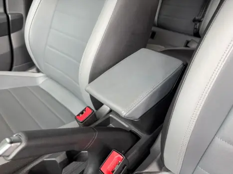 VOLKSWAGEN Nivus 1.0 4P FLEX 200 TSI HIGHLINE TURBO AUTOM�TICO, Foto 19