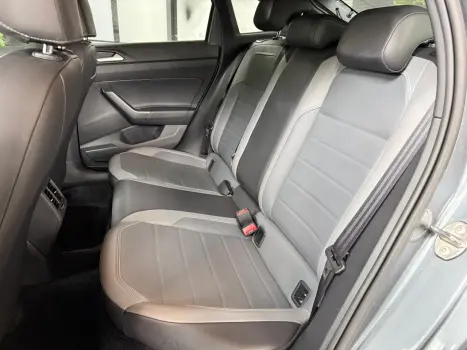 VOLKSWAGEN Nivus 1.0 4P FLEX 200 TSI HIGHLINE TURBO AUTOM�TICO, Foto 20