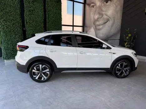 VOLKSWAGEN Nivus 1.0 4P FLEX 200 TSI HIGHLINE TURBO AUTOM�TICO, Foto 10