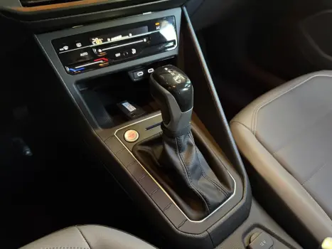 VOLKSWAGEN Nivus 1.0 4P FLEX 200 TSI HIGHLINE TURBO AUTOM�TICO, Foto 16