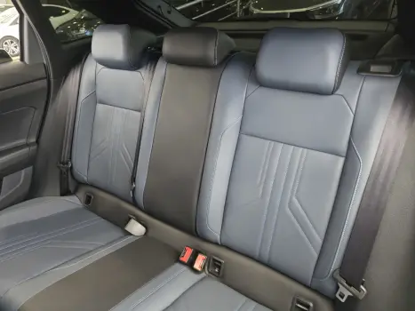 VOLKSWAGEN Nivus 1.0 4P FLEX 200 TSI HIGHLINE TURBO AUTOM�TICO, Foto 16