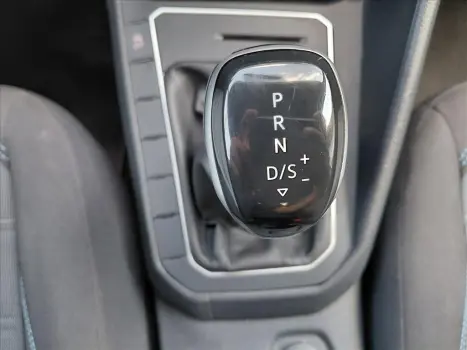 VOLKSWAGEN Nivus 1.0 4P FLEX 200 TSI COMFORTLINE TURBO AUTOM�TICO, Foto 13