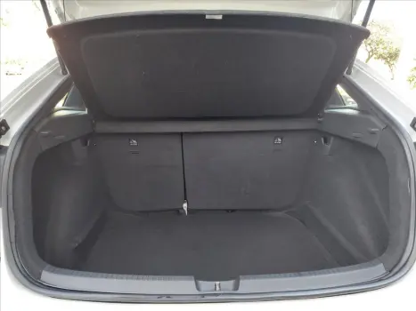 VOLKSWAGEN Nivus 1.0 4P FLEX 200 TSI HIGHLINE TURBO AUTOM�TICO, Foto 14