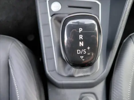 VOLKSWAGEN Nivus 1.0 4P FLEX 200 TSI HIGHLINE TURBO AUTOM�TICO, Foto 12