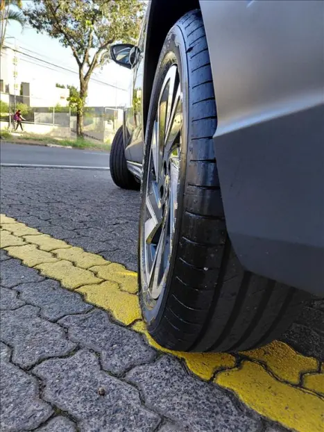 VOLKSWAGEN Nivus 1.0 4P FLEX 200 TSI HIGHLINE TURBO AUTOM�TICO, Foto 14