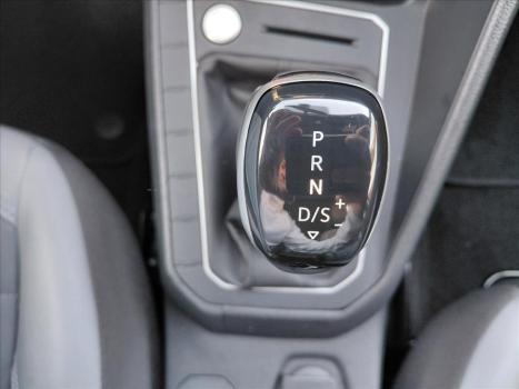 VOLKSWAGEN Nivus 1.0 4P FLEX 200 TSI HIGHLINE TURBO AUTOM�TICO, Foto 13