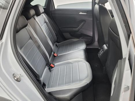 VOLKSWAGEN Nivus 1.0 4P FLEX 200 TSI HIGHLINE TURBO AUTOM�TICO, Foto 7