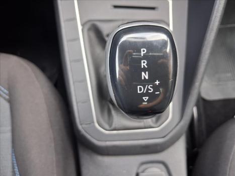 VOLKSWAGEN Nivus 1.0 4P FLEX 200 TSI COMFORTLINE TURBO AUTOM�TICO, Foto 13