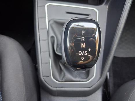 VOLKSWAGEN Nivus 1.0 4P FLEX 200 TSI COMFORTLINE TURBO AUTOM�TICO, Foto 13